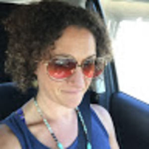 Meet your Posher, Leah